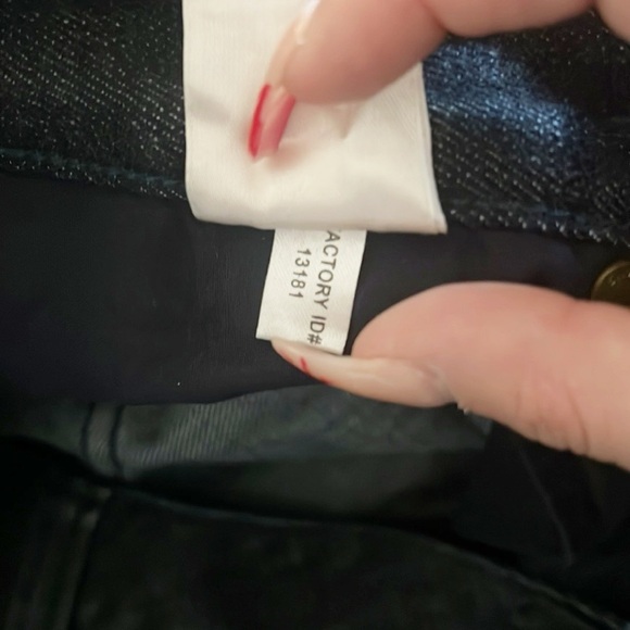 Express Jeans Stella Bootcut Low To MidRise Dark Wash Jeans - Picture 11 of 11